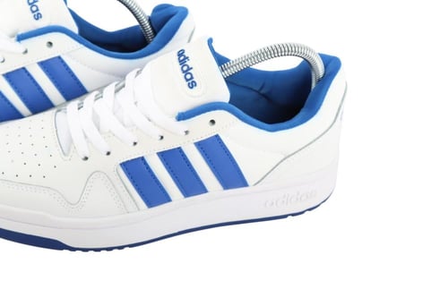 حذاء أديداس بريكنِت