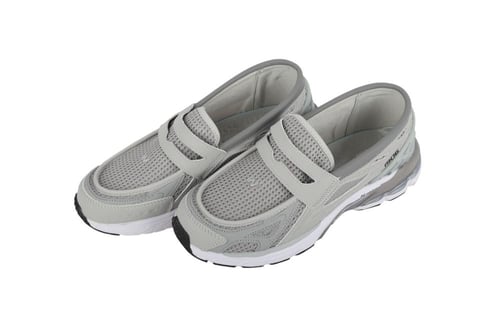 حذاء نيوبلانس 1906