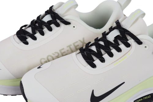 حذاء نايك زوم