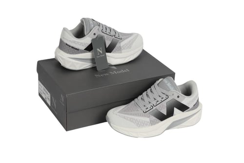 حذاء نيوبلانس فيول سيل