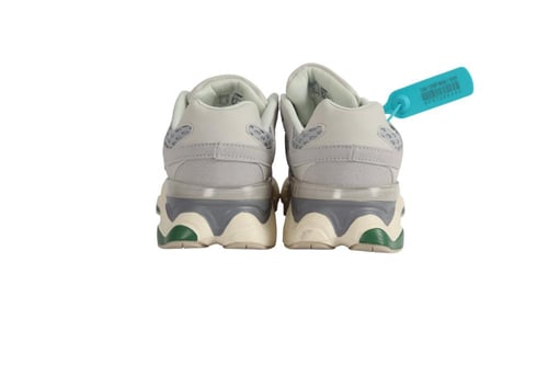 حذاء نيوبلانس 9060