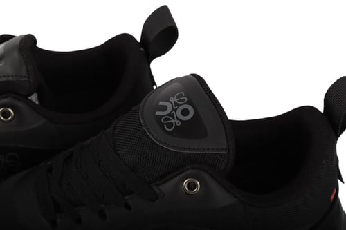 حذاء اون راننق X لويفي