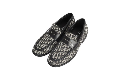 حذاء لوفر ديور