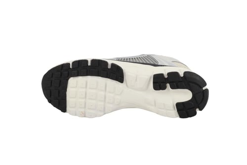 حذاء نايك زووم فوميرو 5