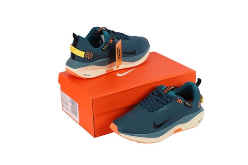 حذاء نايك زوم