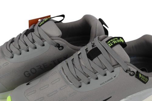 حذاء نايك زوم