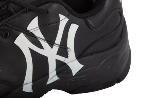 حذاء نيويورك يانكيز