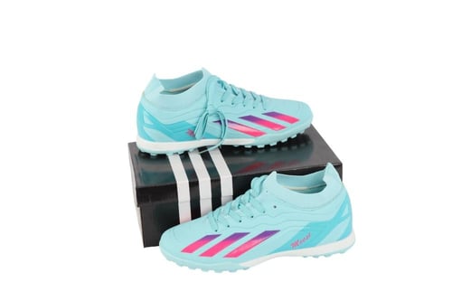 حذاء كرة اديداس