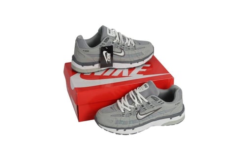 حذاء نايك P6000