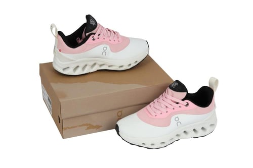 حذاء اون راننق X لويفي