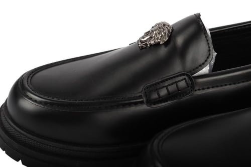 حذاء لوفر فرزاتشي