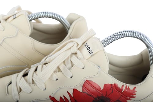 حذاء غوتشي هاواي