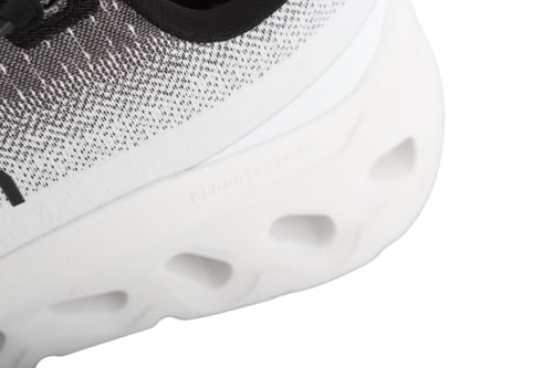 حذاء أون راننج كلاود