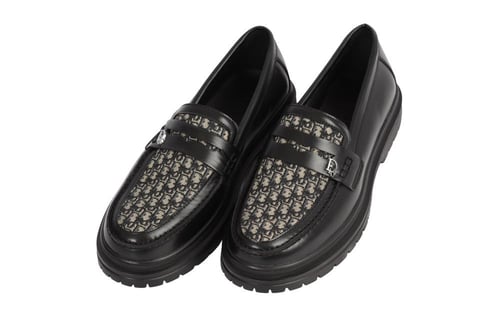 حذاء لوفر ديور