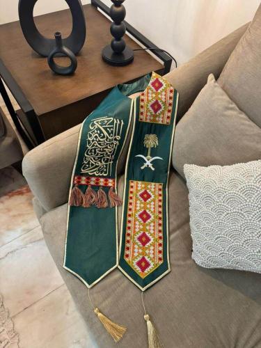 وشاح اليوم الوطني الانيق