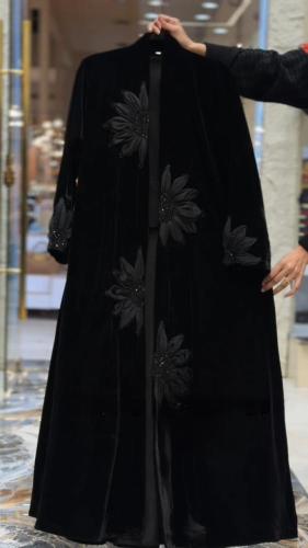 عباية شتوية بتطريز الوردة فخامة