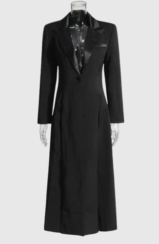 Refined Structure Blazer