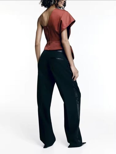 Sculpted Grace Top | توب النحت الراقي