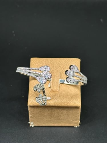 اساور مع خاتم زركونات موديل رقم 044