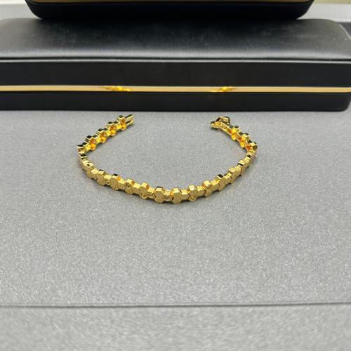 إسوارة شوميه زركون باللون الذهبي 097