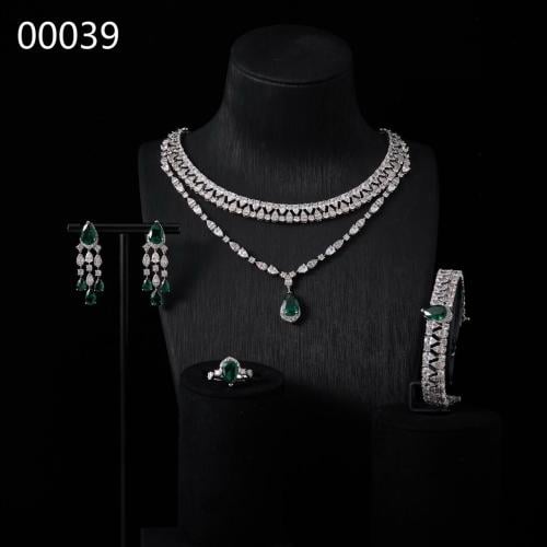 طقم مجوهرات زركون فخم عالي الجودة 4 قطع 0241