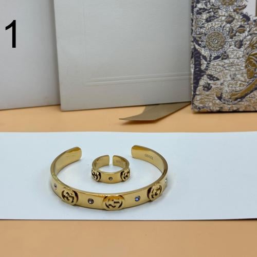 إسوارة مع خاتم 093