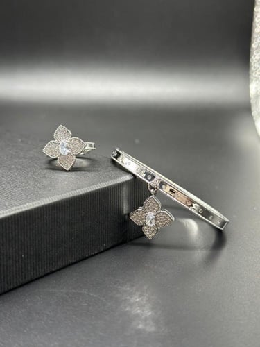 اساور مع خاتم زركونات موديل رقم 041