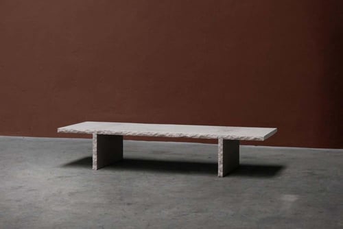 طاولة بورغون التراثية