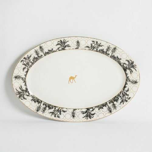 طبق تقديم من مجموعة سعف