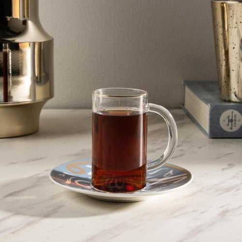 طقم بيالات شاي مجموعة ( بين أهلك و ناسِك )