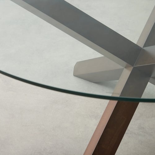 طاولة طعام مستديرة من خشب الزان