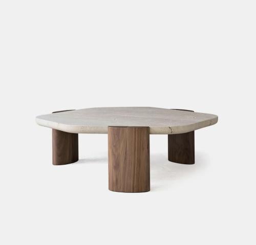 طاولة لوفت إيلغانس