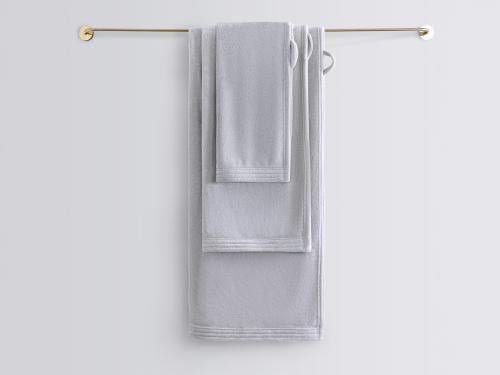 طقم مناشف كورال 3 قطع مايكروفايبر - رمادي فاتح