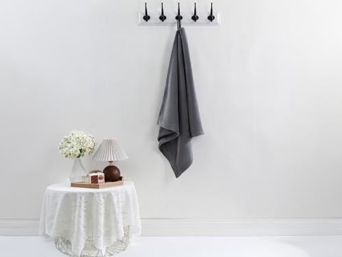 منشفة حمام وسط كورال مايكروفايبر - 70×140 سم - رما...