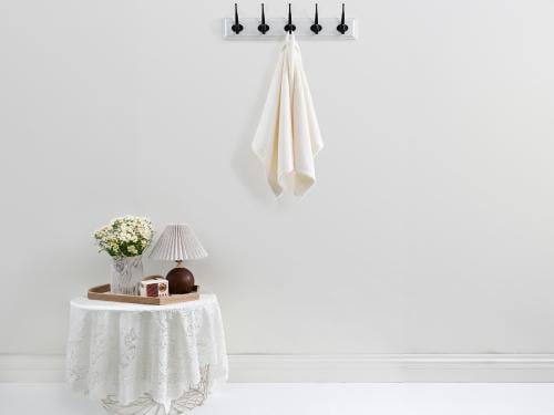 منشفة يد كورال مايكروفايبر - 50×90 سم - سكري