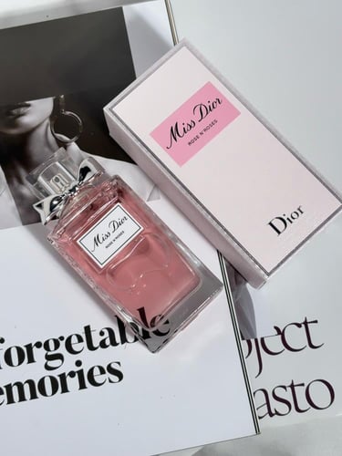 مجموعة عطور ديور النسائية – JOY و Hypnotic Poison...