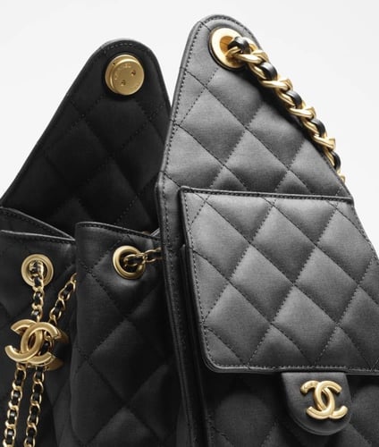 شنطة شانيل hobo 25c مقاس 26 سم Small