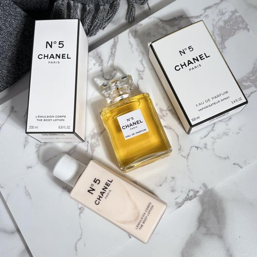 عطر ان فايف شانيل + بودي لوشن شانيل