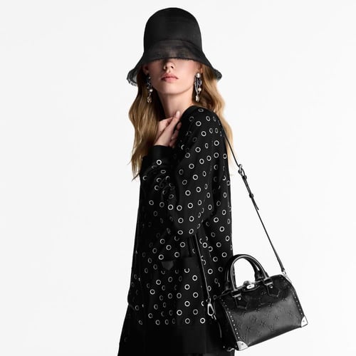 حقيبة سبيدي مونوجرام بمسامير – مقاس 20