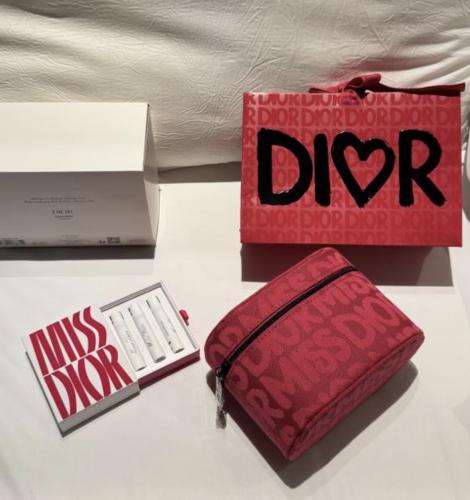 شنطة مس ديور الاصدار الجديد