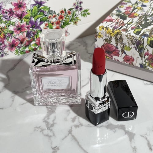 بوكس عطر مس ديور بلومينغ 50 مل مع روج مس ديور