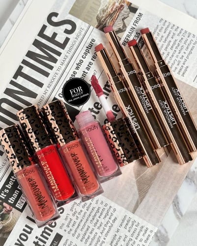 عروض يوم التأسيس بوكس مكياج فخم