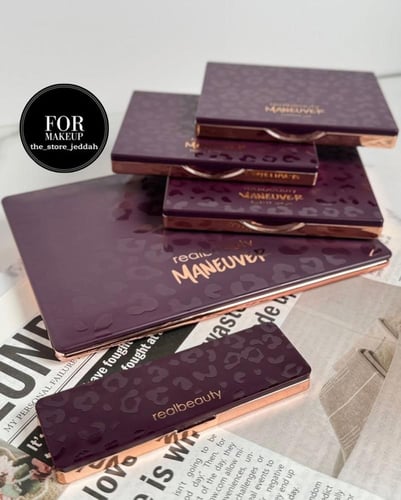 عروض يوم التأسيس بوكس مكياج فخم