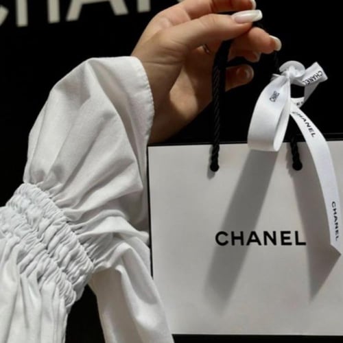 كيس شانيل صغير + شريطه من اختيارك