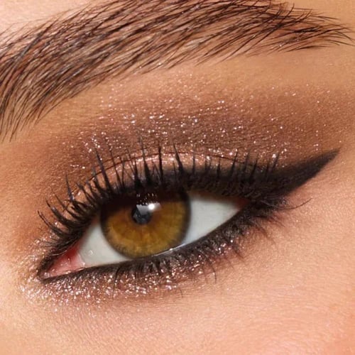 شارلوت تلبوري باليت ظلال العيون بيوتيفاينغ اي ترين...