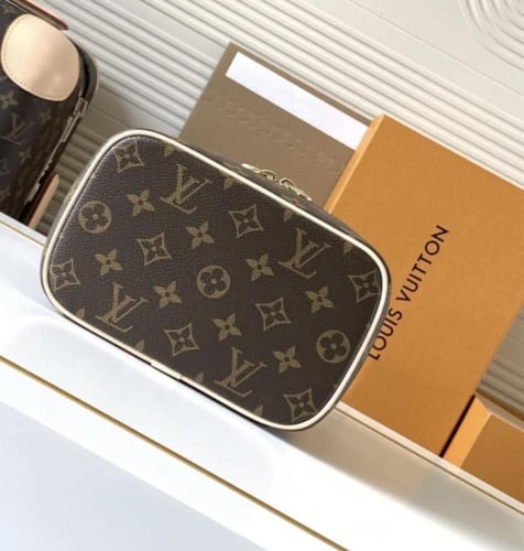 شنطة لويس فيتون 18cm