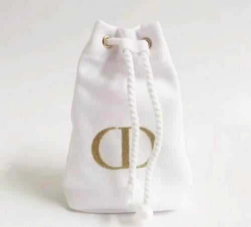 شنطه ديور للميكب شامل الملحقات