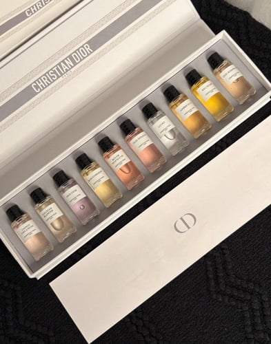 بوكس ديور برايفت عطور ميني 10حبات حجم 7ml بدون الم...