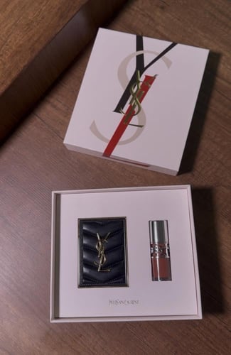 مجموعة سان لوران شدو وقلوس