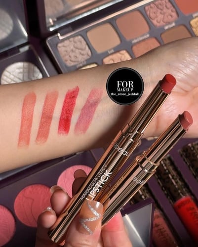 عروض يوم التأسيس بوكس مكياج فخم